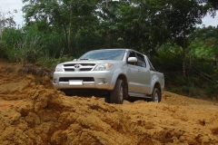 HILUX PRATA (3)