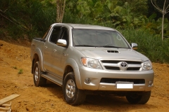 HILUX PRATA (4)